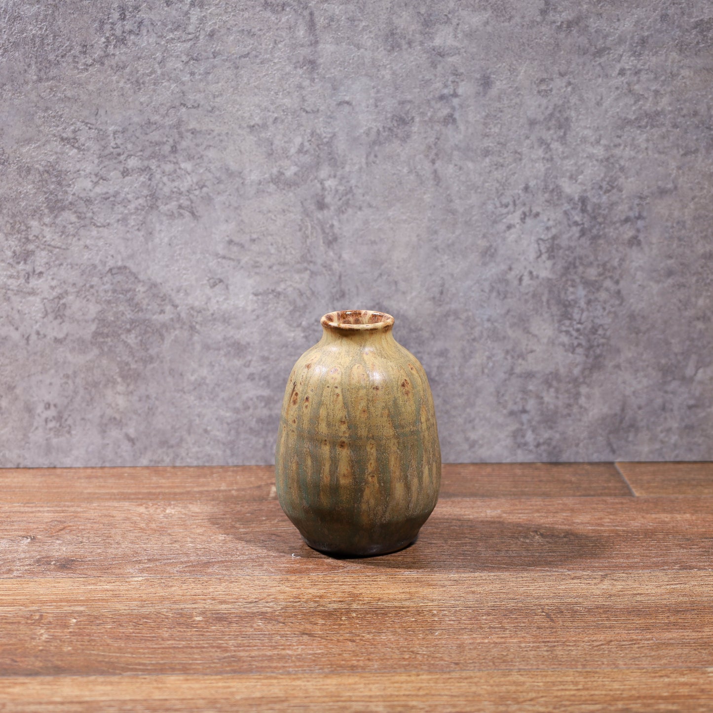 LEADER 乳黃灰釉淡雅插花瓶 鶯歌手工拉坏柴燒花器 居家水栽陶罐植栽