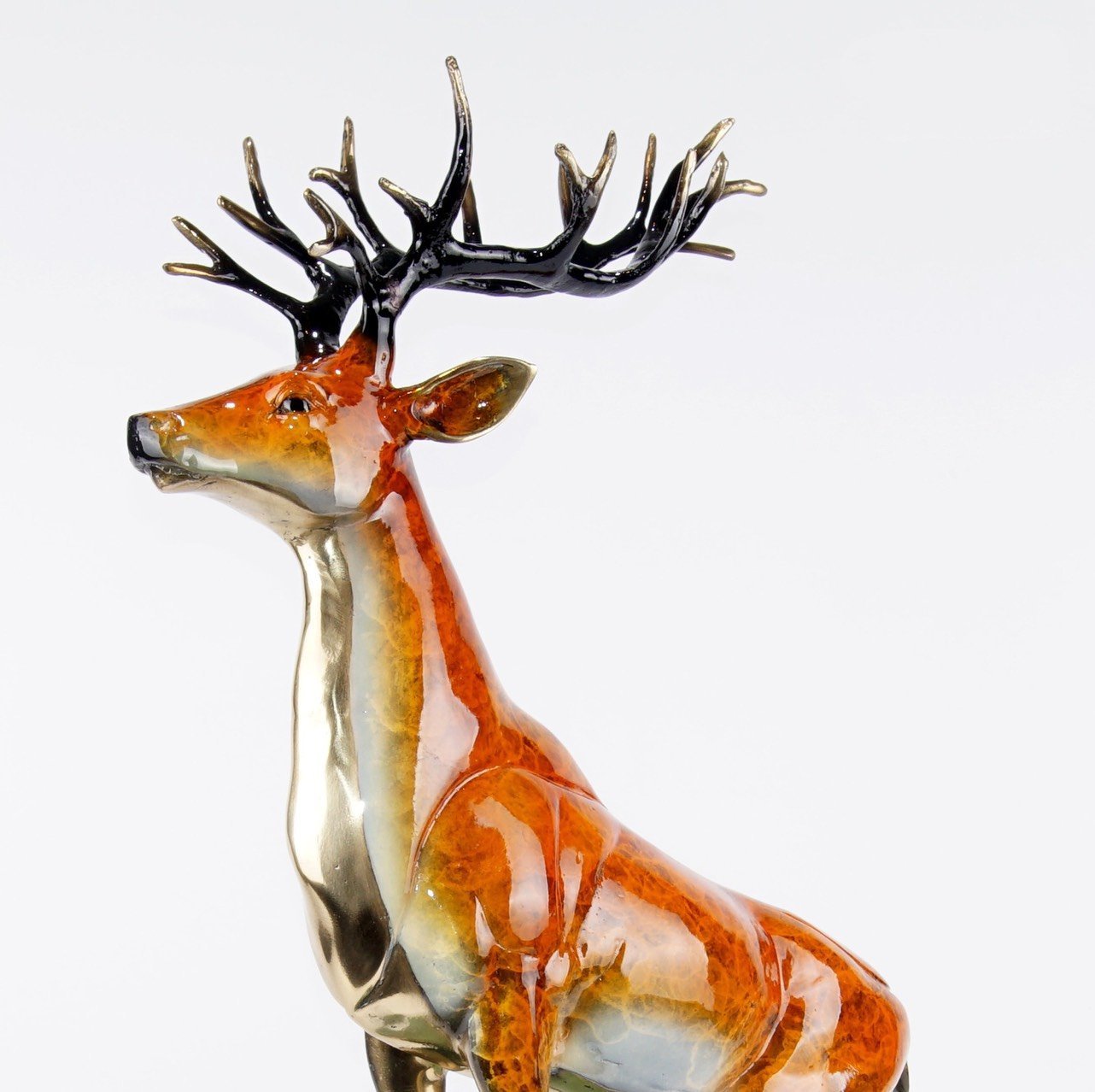A wildness bucks - Bronze Sculpture Design - LEADER 益德 | 居家設計藝品・人文茶器・空間美學作品