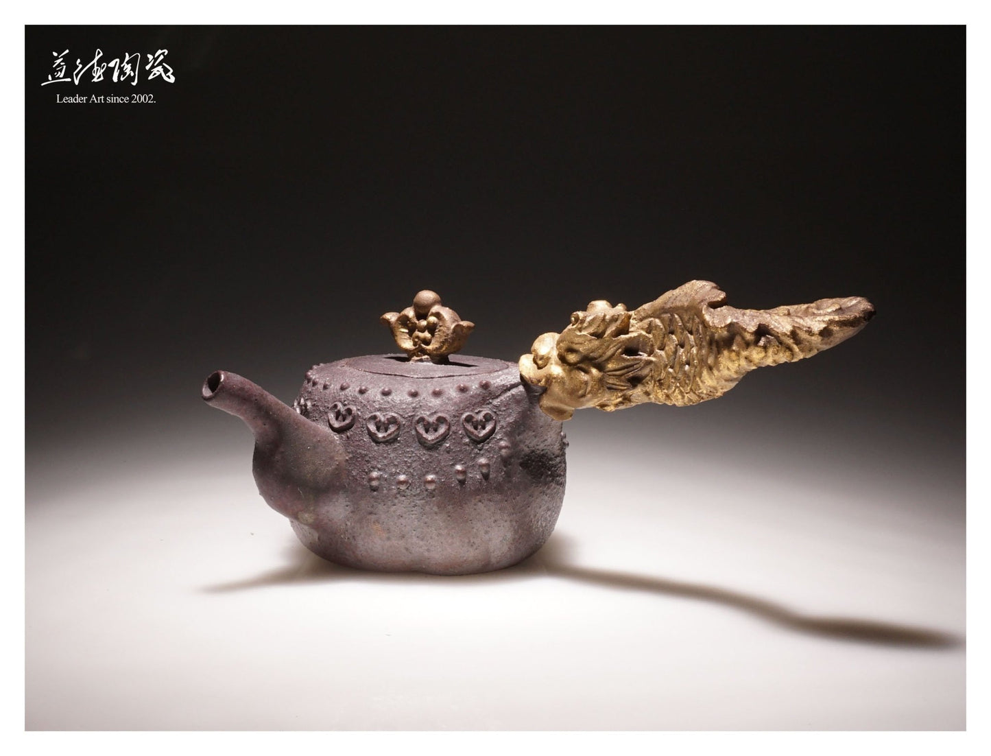 Clouds Chasing - LEADER 益德 | 居家設計藝品・人文茶器・空間美學作品