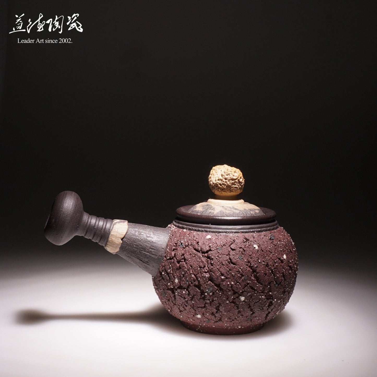 Fairyland - Natural rock and ore Teapot - LEADER 益德 | 居家設計藝品・人文茶器・空間美學作品