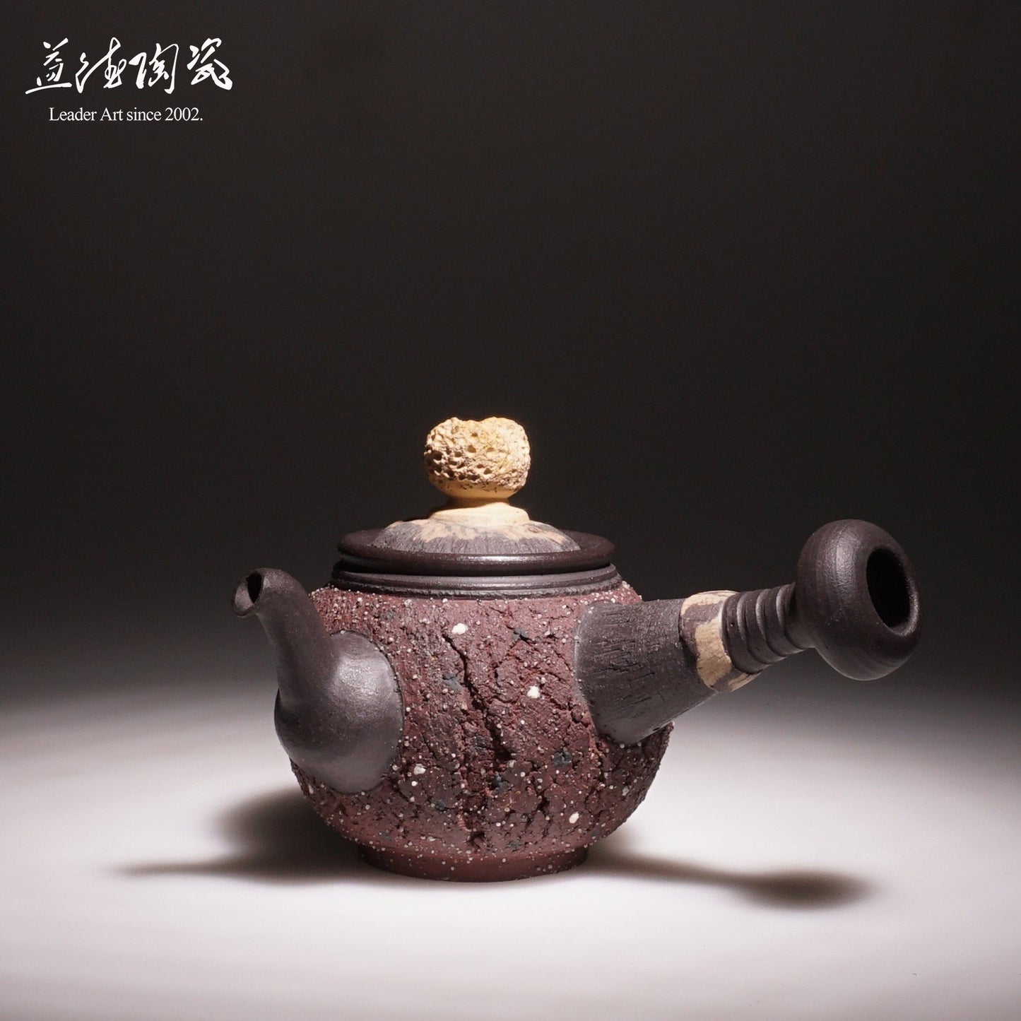 Fairyland - Natural rock and ore Teapot - LEADER 益德 | 居家設計藝品・人文茶器・空間美學作品