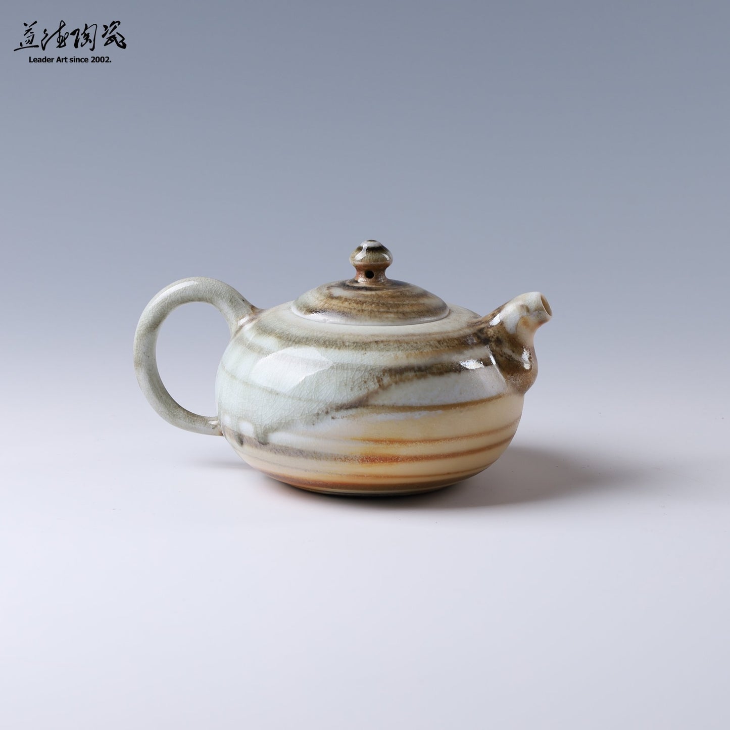 絞泥柴燒 鶯歌柴燒壺 新人文 重落灰 L133 - LEADER 益德 | 居家設計藝品・人文茶器・空間美學作品