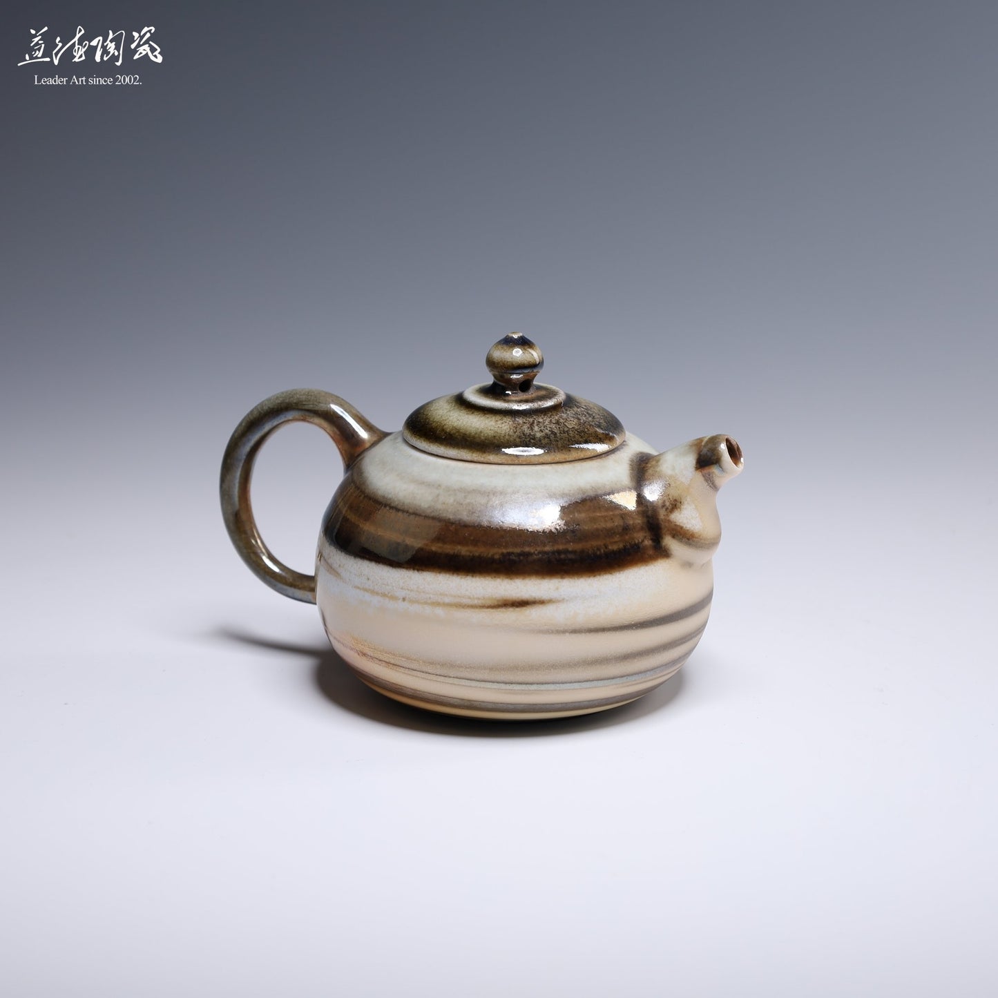 絞泥柴燒 鶯歌柴燒壺 新人文 重落灰 L135 - LEADER 益德 | 居家設計藝品・人文茶器・空間美學作品