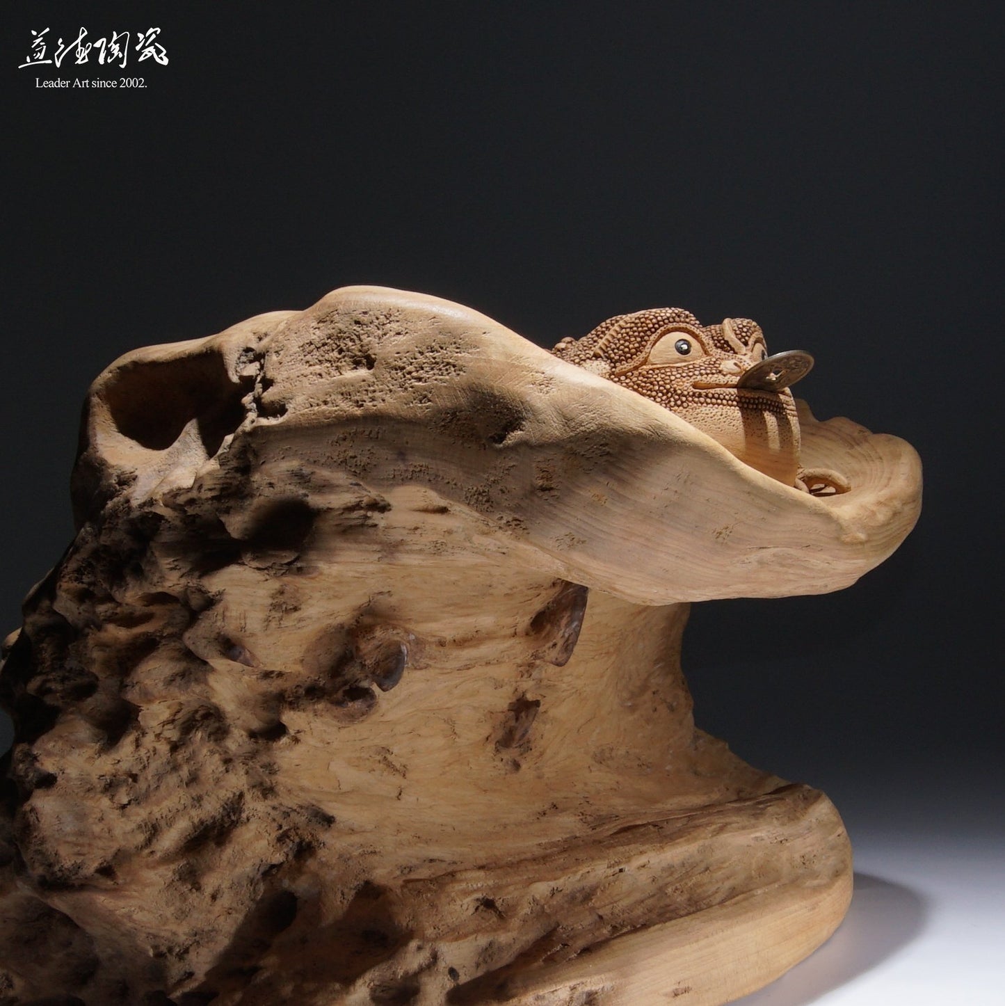 金錢蟾蜍 - 工藝之家木雕 - LEADER 益德 | 居家設計藝品・人文茶器・空間美學作品