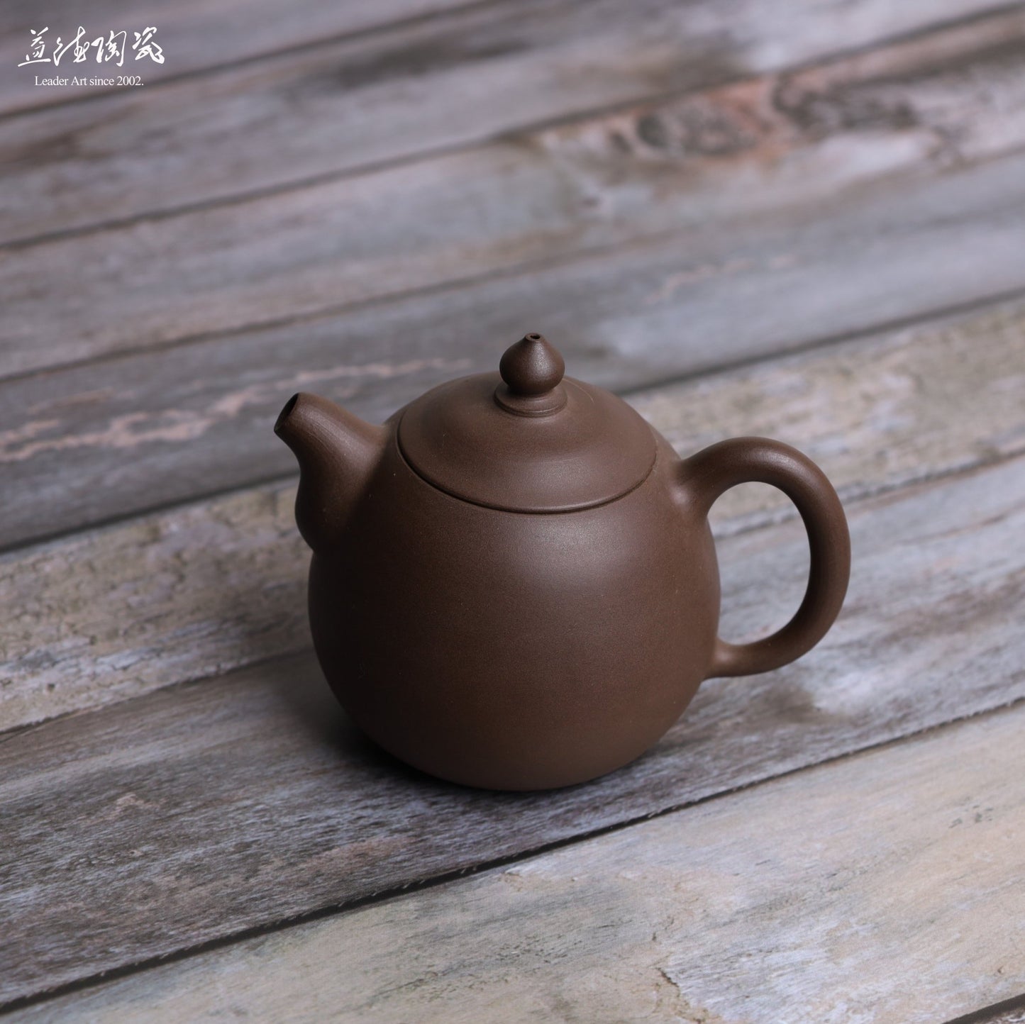 紫泥原礦禪風壺 - LEADER 益德 | 居家設計藝品・人文茶器・空間美學作品
