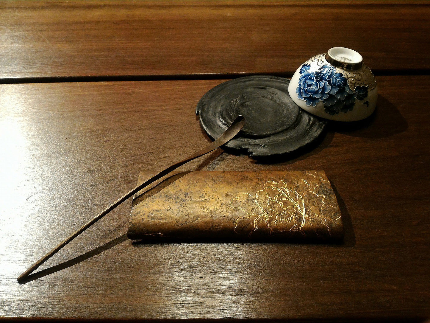 Ripples / incense tray - Limited Design of Bronze Sculpture - LEADER 益德 | 居家設計藝品・人文茶器・空間美學作品