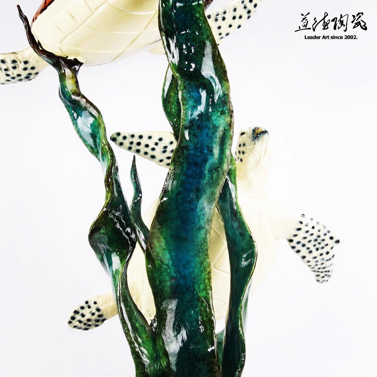 Wander turtles in the ocean - Bronze Sculpture Design - LEADER 益德 | 居家設計藝品・人文茶器・空間美學作品