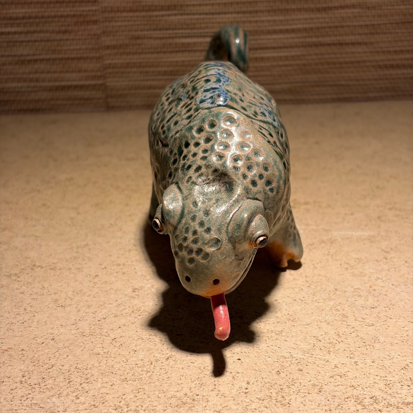隨遇而安--手作陶藝 小品 變色龍