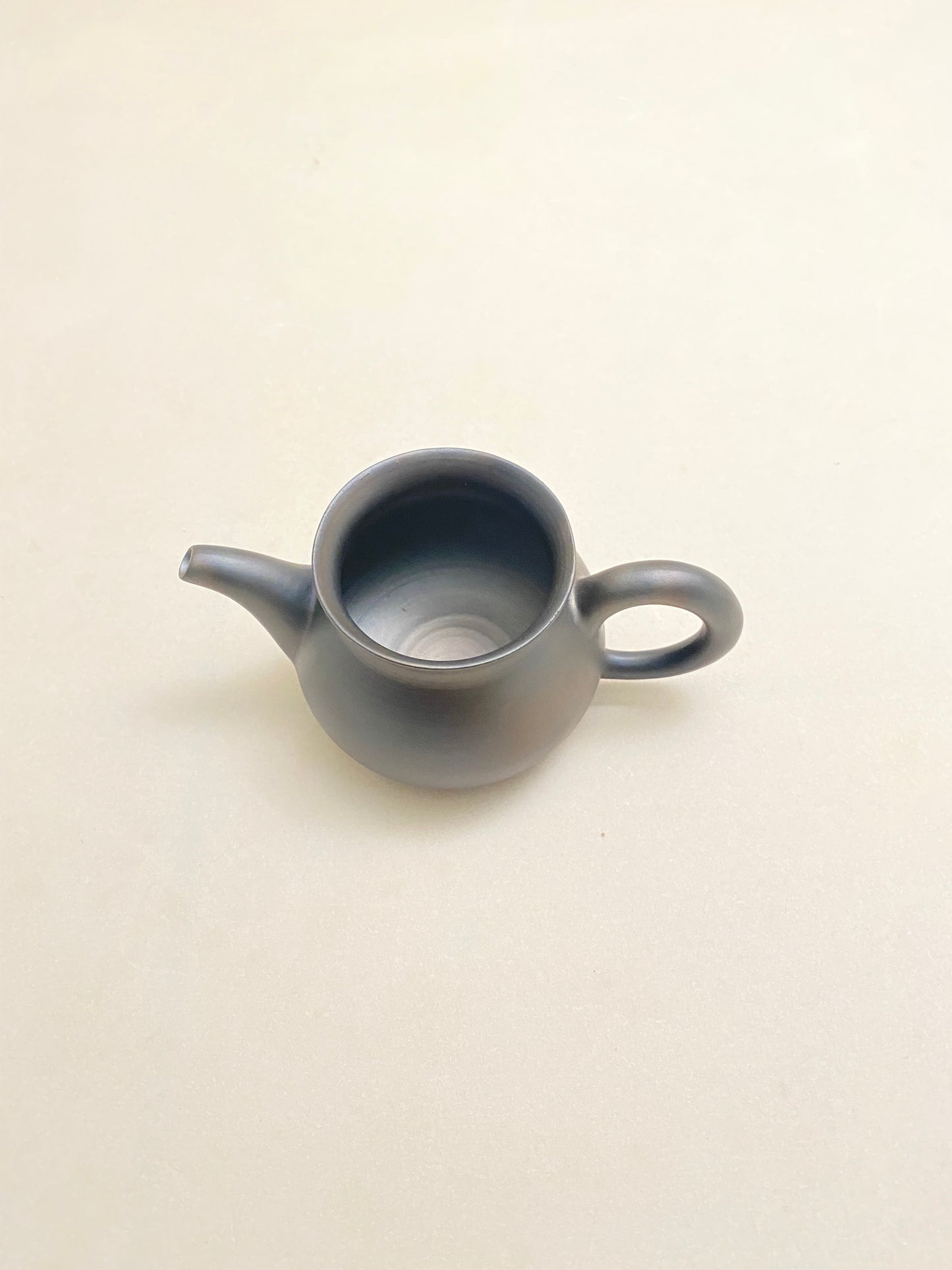 經典朱泥，竹炭墨泥手工茶海