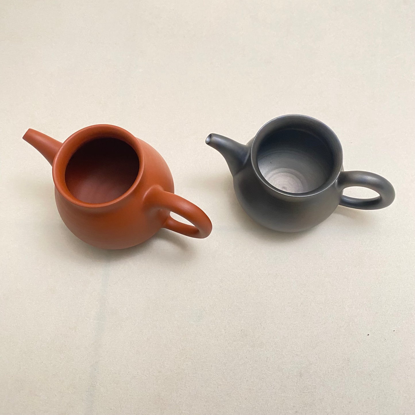 經典朱泥，竹炭墨泥手工茶海