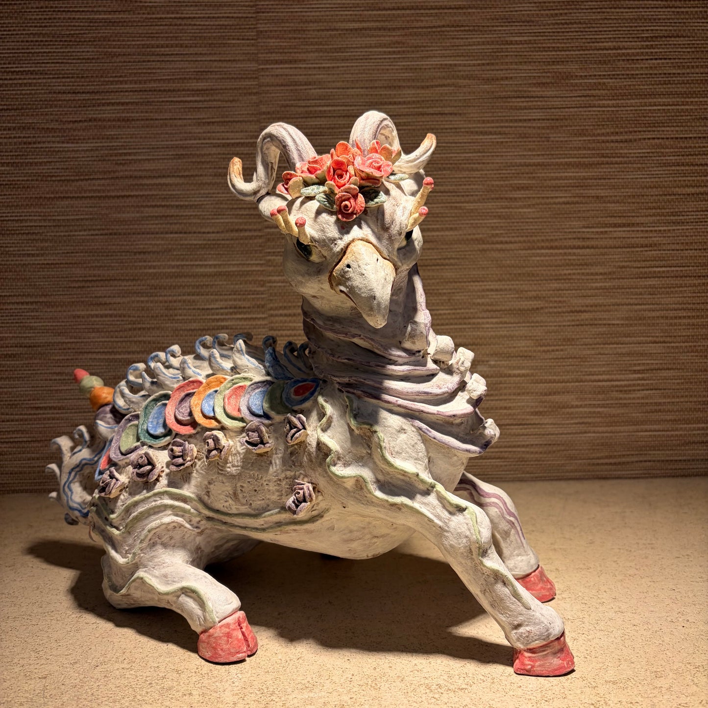 鳥首彎角瑞獸
