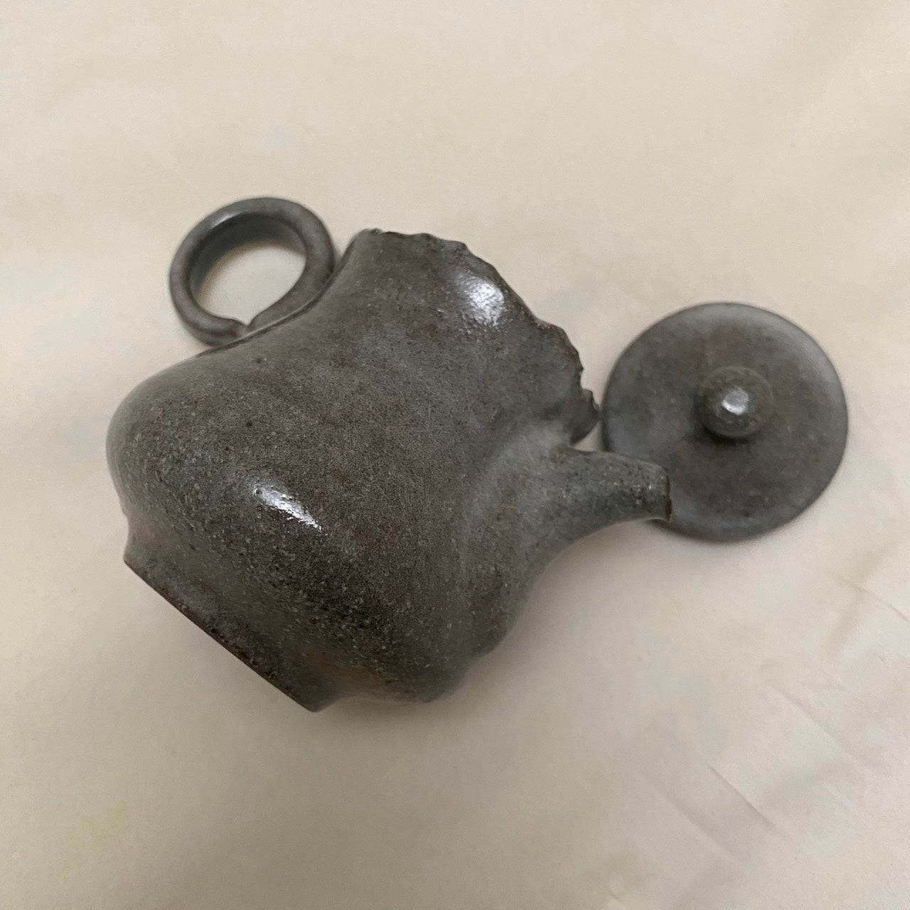 灰志野   新人文 壺 B189