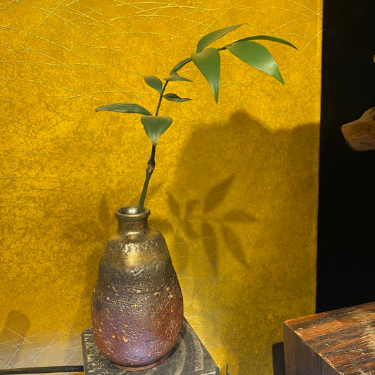 黃金材燒富貴瓶