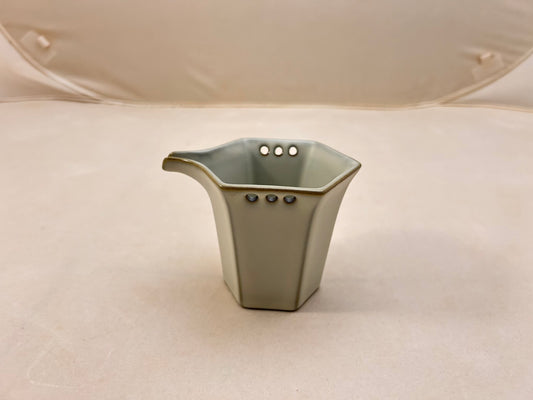 汝窯六角鷹嘴茶海