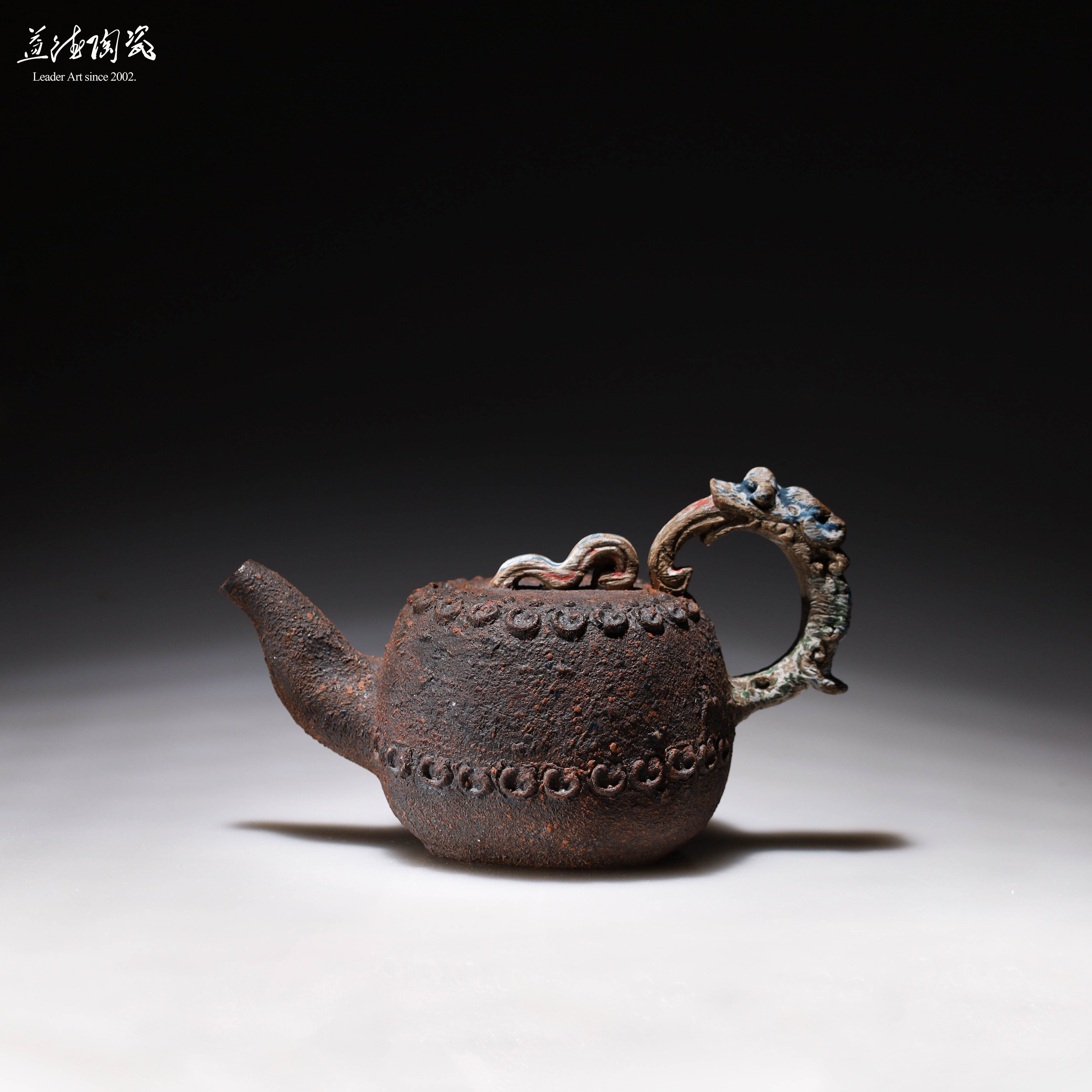 鐵鏽釉蚩龍[訂製] 手捏壺雕刻陶藝鶯歌茶壺名家手作陶博館
