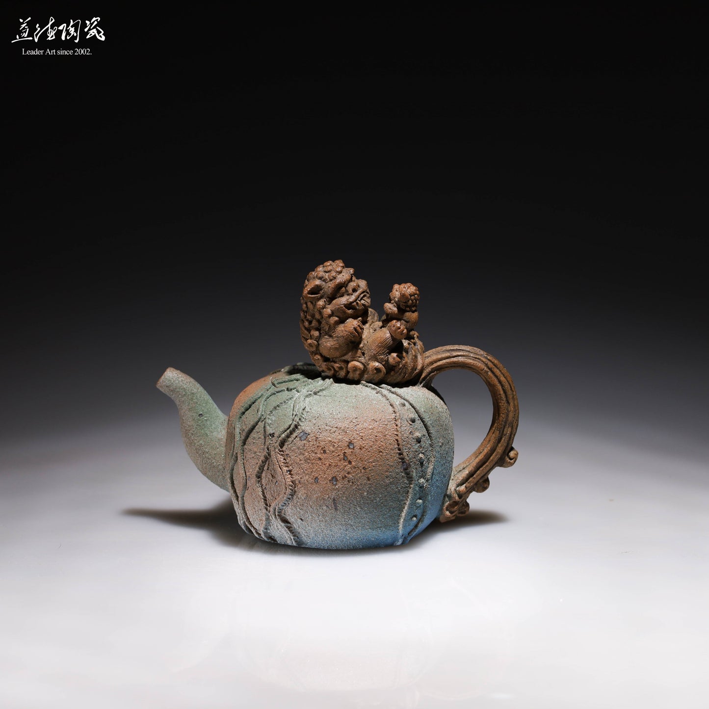 獅抱子 - 銅綠氧化燒 [訂製] 手捏壺雕刻陶藝鶯歌茶壺名家手作陶博館